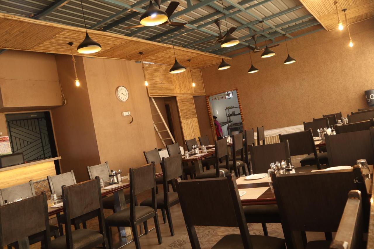 Hotel Grand Ecotel, Aurangabad Exterior photo