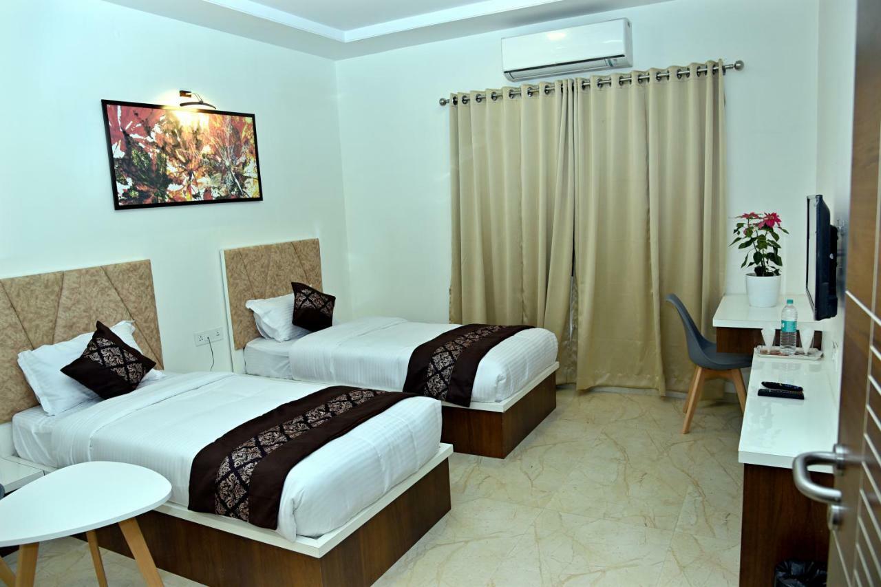 Hotel Grand Ecotel, Aurangabad Exterior photo